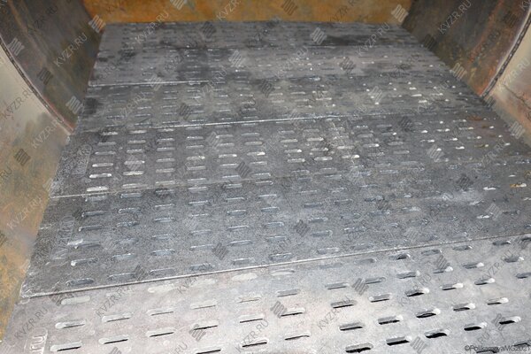 Колосниковая топка котла на твердом топливе 500 кг пара в час до 130 °С